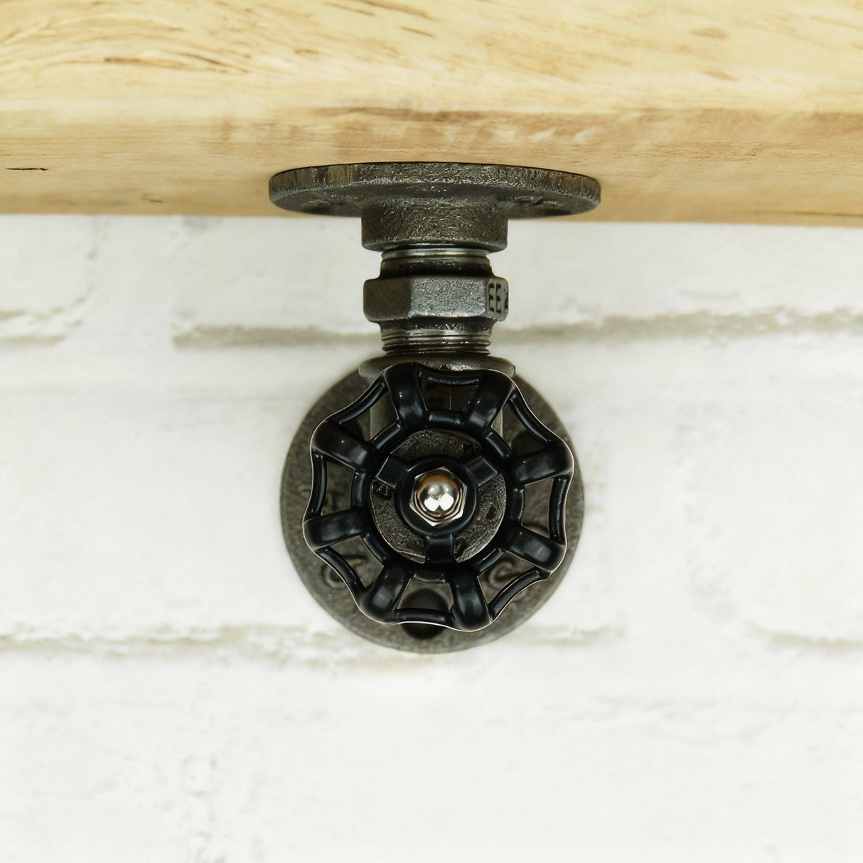 Suporte com volante preto | Modelo 3