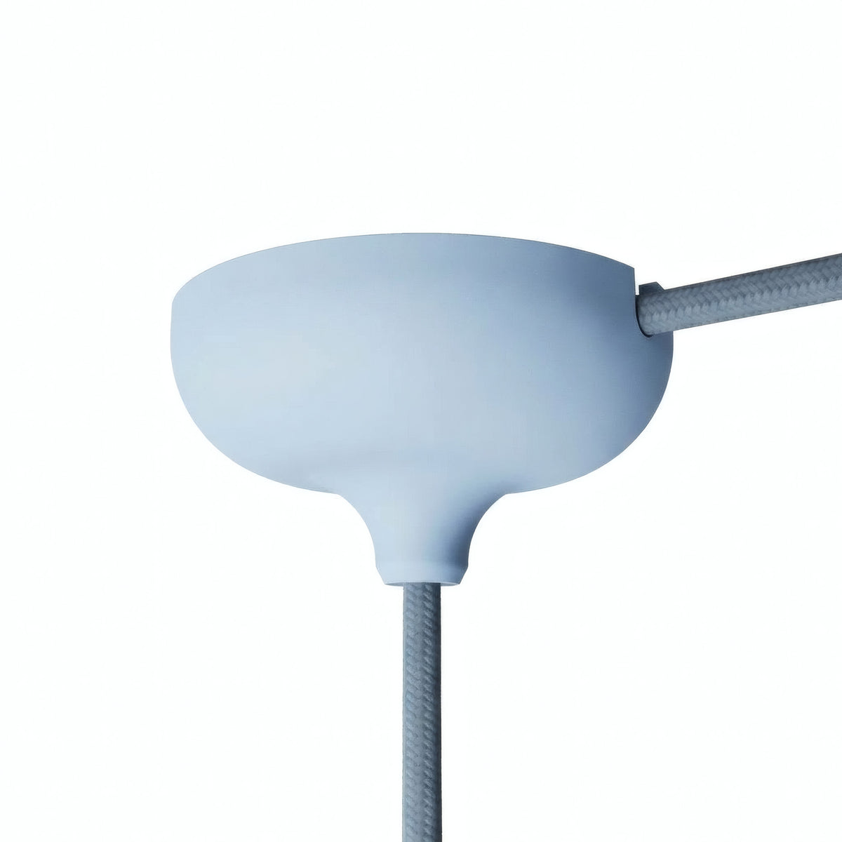 Florão em silicone Ø 88 mm, furo central e saída lateral — Azul céu