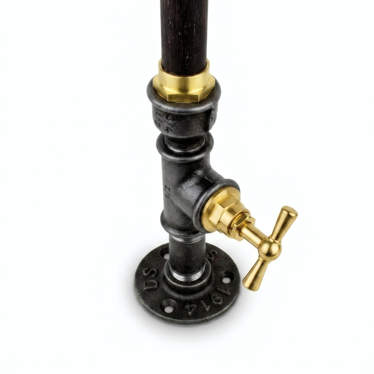 Castiçal Steampunk torneira - foto de produto sobre fundo branco 5