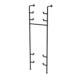 Étagère-penderie murale en tuyaux de plomberie noirs Ø 27 mm — largeur 60 cm, 4 tablettes, vue de trois quarts sur fond blanc