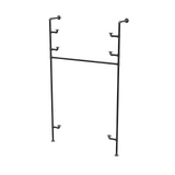 Étagère-penderie murale en tuyaux de plomberie noirs Ø 27 mm — largeur 120 cm, 3 tablettes, vue de trois quarts sur fond blanc