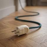 Ficha Schuko direita para luminária