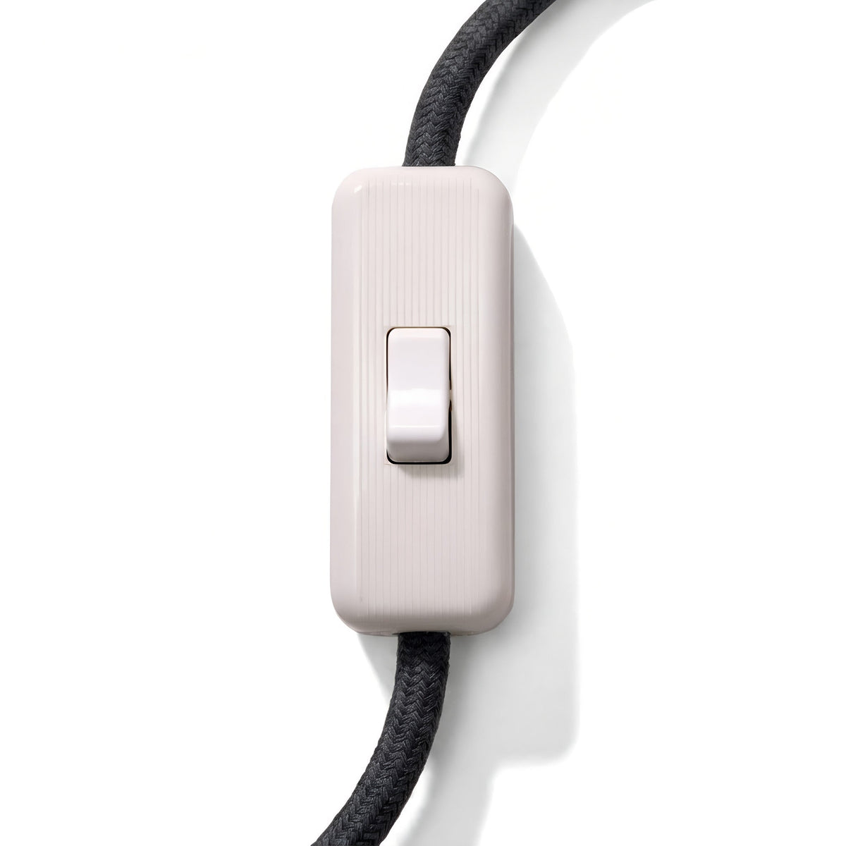 Interruptor unipolar de tecla para cabo de candeeiro — Branco