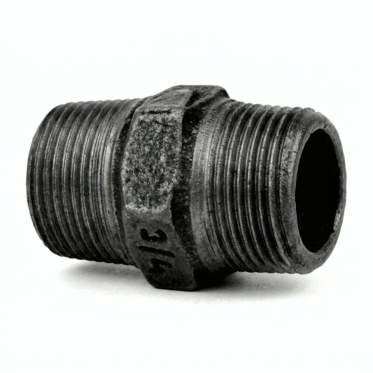 Niple igual em ferro fundido preto - foto de produto sobre fundo branco 1