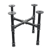 Base de mesa de centro industrial em ferro fundido, pés em cruz, 38 × 38 cm, altura 32 cm, vista de três quartos