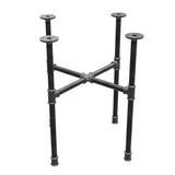 Base de mesa de centro industrial em ferro fundido, pés em cruz, 48 × 48 cm, altura 52 cm, vista de três quartos