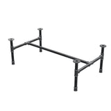 Base de mesa de centro industrial em ferro fundido, em H, 96 × 55 cm, altura 32 cm, vista de três quartos